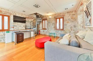 Augubio Penthouse - 9