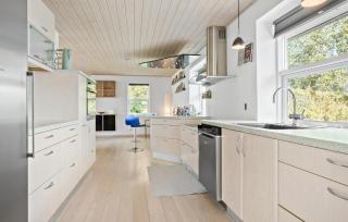 3 Bedroom Beautiful Home In Roslev - 4