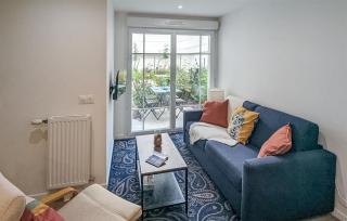 Gorgeous Apartment In Gagny With Wifi - 9