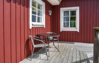Gorgeous Home In Holmsjö With Lake View - Holmsjö - 3