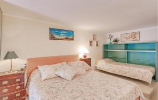 Amazing Apartment In Grimaldi - 4