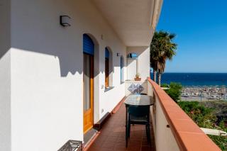 Seaview Apartment Giulia - Giardini Naxos - 9