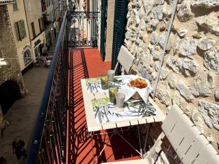 Appartement 56m2 avec balcon en coeur de village - 4