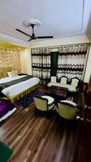 Hotel Apple Regency - 1