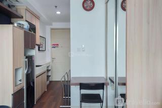 Nice and Elegant Studio at Tree Park City BSD Apartment By Travelio - Tangerang - 9