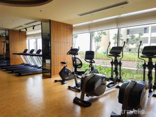 Comfort 2BR at Branz BSD City Apartment By Travelio - Tangerang - 9