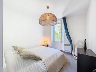 Appartement T2 lumineux sur le Vieux Port, La Ciotat - FR-1-770-11 - 2