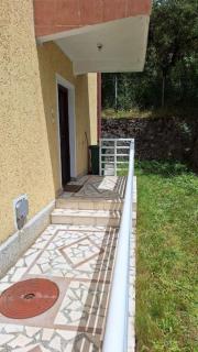 A house under the mountain - Plav - 4
