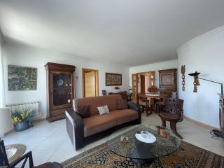 Appartement lumineux et spacieux avec terrasses et ascenseur en centre-ville de Royan - FR-1-494-182 - 1