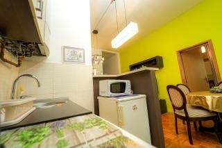 1BDR in Heart of City Center - 2