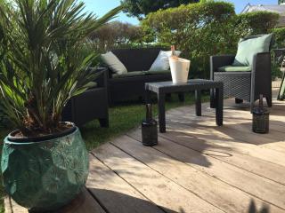 Appartement Le Beach du Lac d'Annecy avec les pieds dans l eau, plage et ponton privé - Duingt - 1