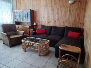 Urokliwy domek blisko jeziora Żarnowieckiego, Nadole - 4