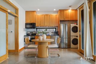 Stylish Boho Loft w Free Prkg with Luxurious King Bed - Austin - 6