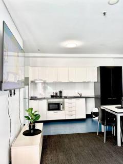 entire 2BR Central Apt 1004 - Adelaide - 0