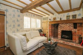 Sandrock Springs - Petworth - 8