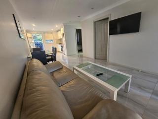 Convenient New Private granny flat - Cabramatta - 8
