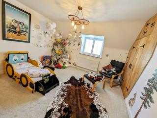 Rural cottage with wood fired hot tub - - 5
