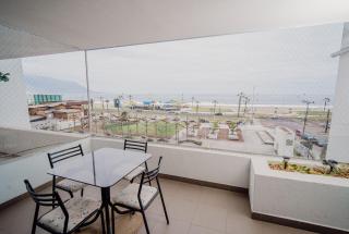 Hermoso departamento en primeria línea - 4