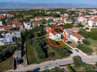 Basic Old House - Vir - 2