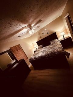Riverside Escape King Suite, and Queen Suite. - 3