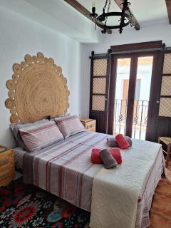 La Covacha - unique town house with exclusive pool and garden in the heart of the Village - Canillas de Aceituno - 2