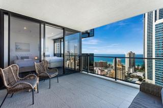 Coastal Skyline Luxury Suite - 3
