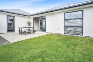 Modern and Central with 2 Ensuites -By KOSH BNB - Hamilton - 7