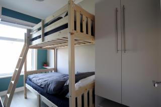 2-Bedroom House, Free Parking, High Speed Wi-Fi, Swinton Manchester - 6