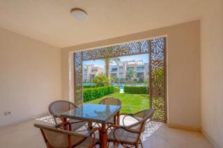 Stylish Gouna Escape 2BR Mangroovy Beach Pool Access - Hurghada - 4