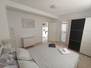 Olive Tree Apartment Zečevo - Rogoznica - 1