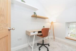 Dragon Suites - Yukina Suite - 2 bed city centre house with garden - 2