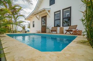 Coral Retreat and Pool Club at Mahogany Bay - 0