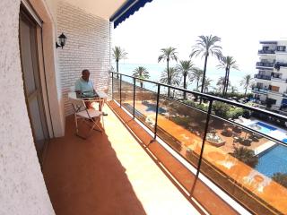 estudio de ensueño a pie de playa en Marbella en el SKOL - Marbella - 6