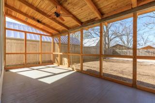 Location! One Block to Main Street Shops and Restaurants! - Fredericksburg - 8