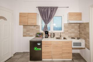George Sunset Rooms - Therasia - 8
