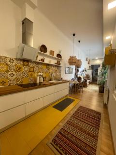 Amber Pearl Apartment 2 rooms and 2 bathrooms at Kálvin Square - Budapeste - 8