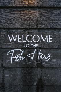 The Fish Haus A Montana Tiny Cabin Forest Retreat - Lakeside - 3