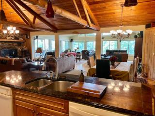 Lake Escape To An Elegant 4 Br Home - Huddleston - 5