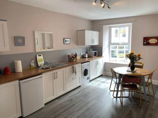 Blue Pool Townhouse,Portrush - Portrush - 7