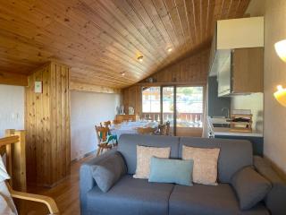 Duplex lumineux 3 pièces, 7 pers, 3 balcons, proche pistes et commerces, parking, ski bus - FR-1-572-72 - Arâches-la-Frasse - 0