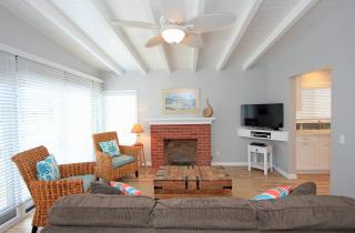 1759 Miramar Dr - 1