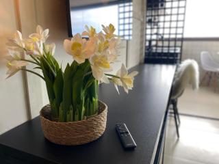 Luxor Double Aluguel por Temporada com Varanda Gourmet contendo churrasqueira e frigobar, Vista panorâmica da Ponta Verde! 2 quartos com split, 2 banheiros e uma banheira de hidromassagem na suíte do Apartamento! - Maceió - 3