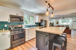 Cozy Retreat with Deck about 2 Mi to Pinecrest Lake! - Strawberry - 4