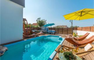 Pet Friendly Home In Tinj With Jacuzzi - Tinj - 8