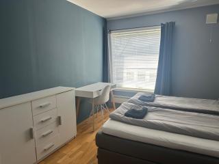 Ålesund Urban - Spacious and luminous 100 m2 urban flat with 3 large bedrooms - 2