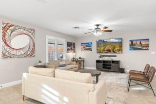 Sanctuary W Hot Tub, Fire Pit, & Dog Friendly - Tempe - 5