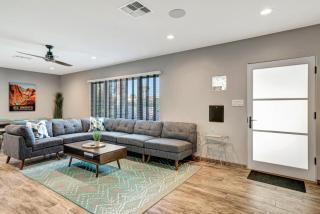 Upscale Remodel - Walk To Asu Pool & Pickleball - 5