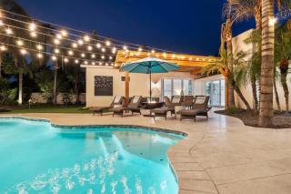 Outdoor Misters W Pool, Bbq & Elegant Renovation - Phoenix - 8