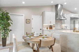 Outdoor Misters W Pool, Bbq & Elegant Renovation - Phoenix - 1