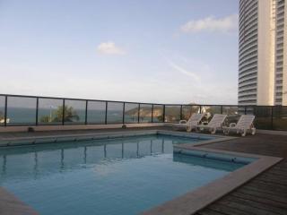Lindo e Amplo Apartamento no coração de PontaNegra - Natal - 1